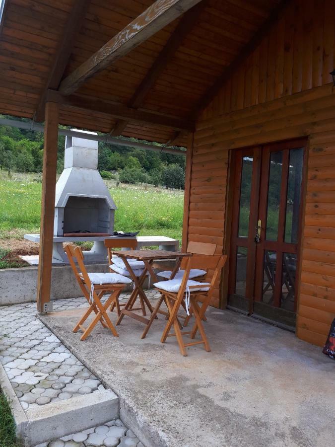 Holiday House Leona Оточац Екстер'єр фото